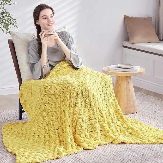 Knitted Weighted Blanket for Adult, No Beads Heavy Blanket 50” x 60'' 7lbs, Breathable Chunky Knit Blanket, Cooling Weighted Blanket for Hot Sleepers, Christmas Home Decor (Yellow)