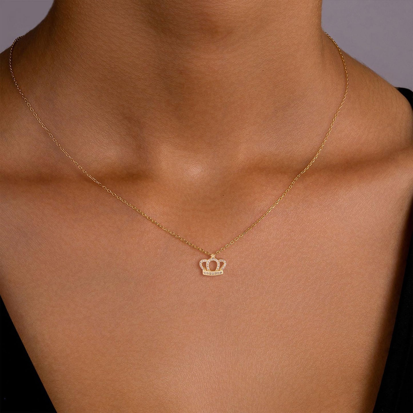 GUOKE Dainty Gold Necklace - Crown Necklace 14K Gold Plated Necklace Diamond Pendant Necklace for Women Gold Jewelry