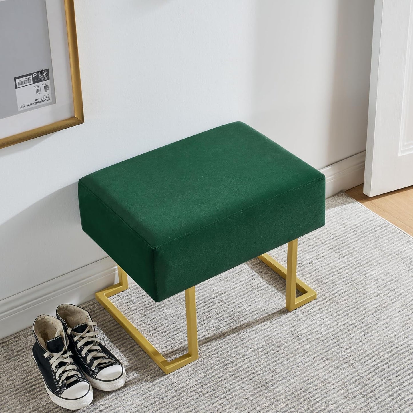 Modern Style Bedroom Single Seat Bench, Cushioned Bed end Stool, Living Room Sofa Stool, Footstool with Golden Iron Legs, Suitable for Bedroom and Living Room (Dark Green, 21.65"x15.74"X16.53")