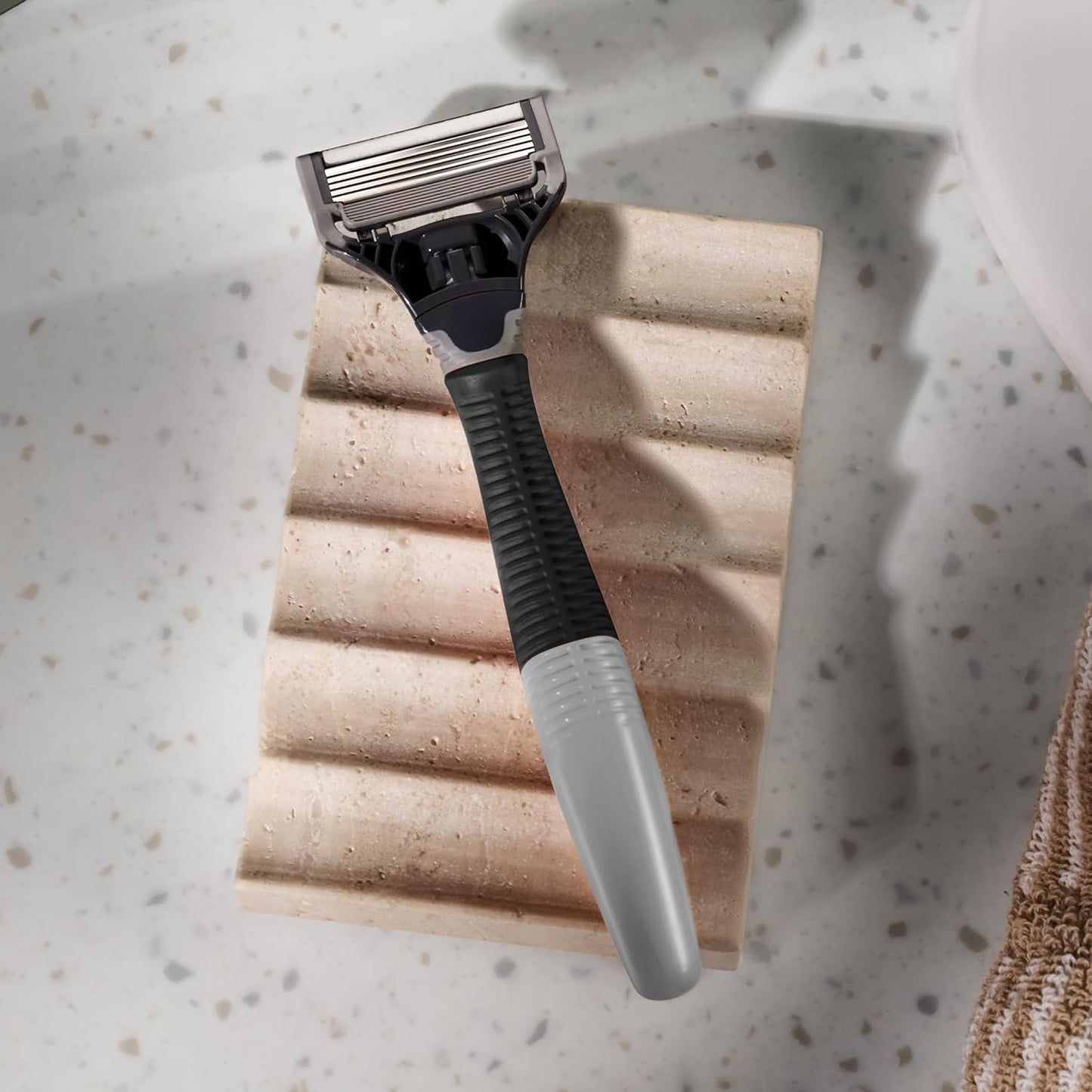 Harry's Shaving Kit for Men - Razor Handle and 3 Razor Blade Refill Cartridges - Charcoal