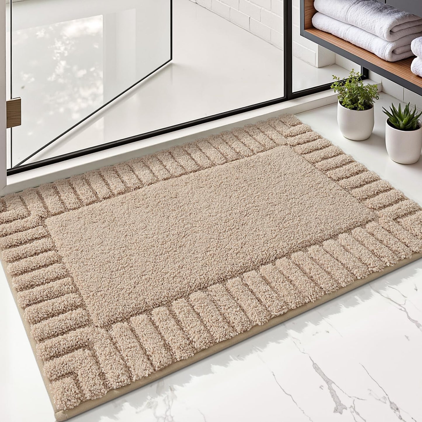 LUMI Bathroom Rugs Non Slip with Rubber Backing, Extra Soft Plush Microfiber Bath Rug Absorbent, Machine Washable Bath Mat Quick Dry for Tub, Shower, Hotel, Beige, 20"x32"