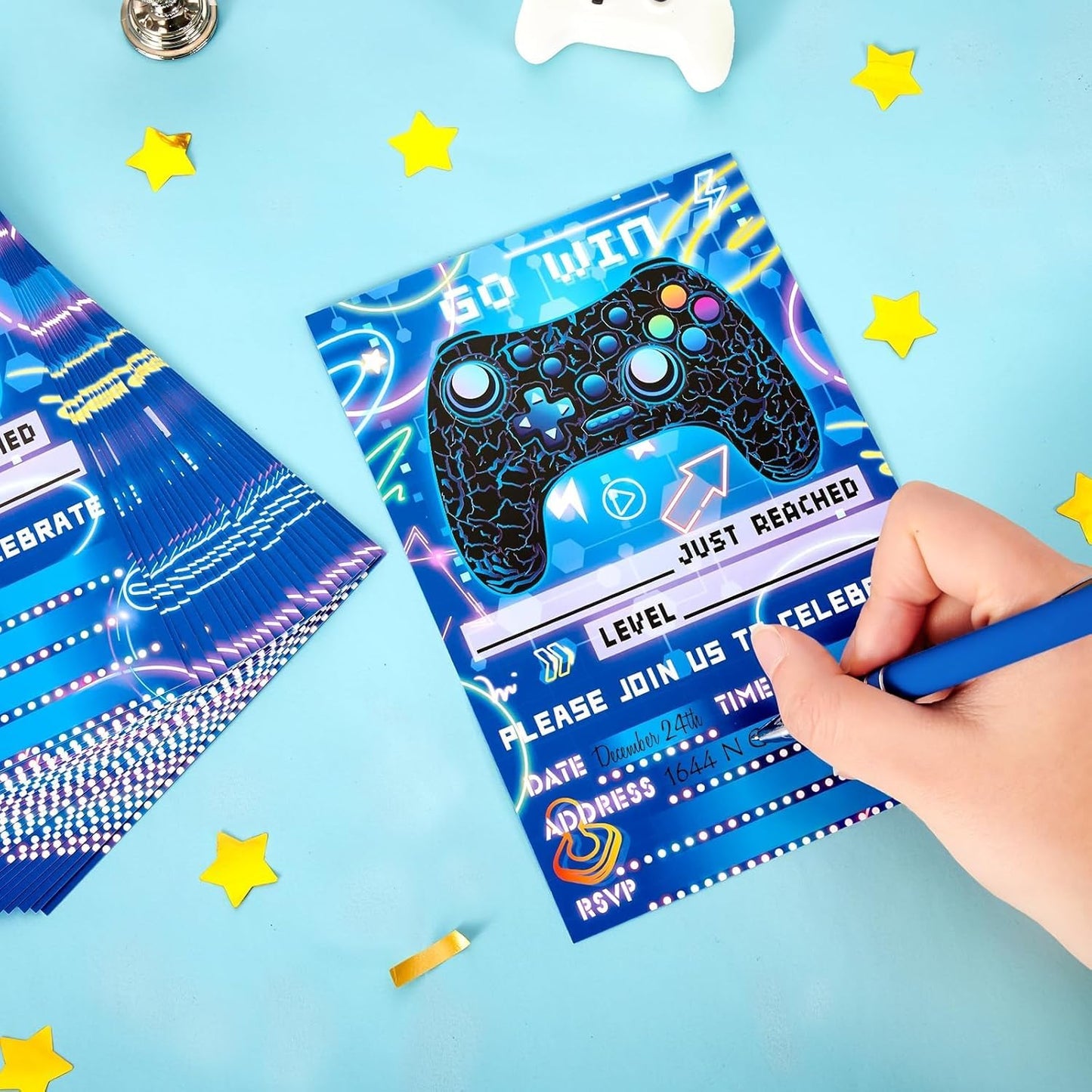 WERNNSAI Video Game Party Invitation - 24 Set Fill-in Blue Gaming Birthday Invitation Cards with Envelopes Sticker for Boys Kids Double-Sided Printed Game On Invitations for Celebration Party Supplies