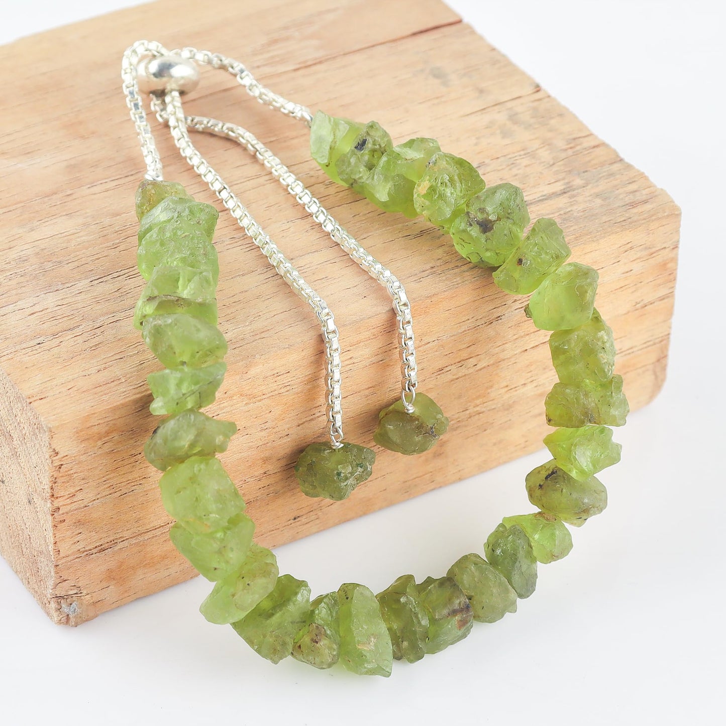 SunshineGems Natural Peridot Bolo Bracelet Rough Stones Handmade Women's Jewelry Adjustable Slider Chain Christmas Gift Size Approx 5 to 10 Weight Approx 50 to 60 carats Stone Size Approx 5 to 10 mm