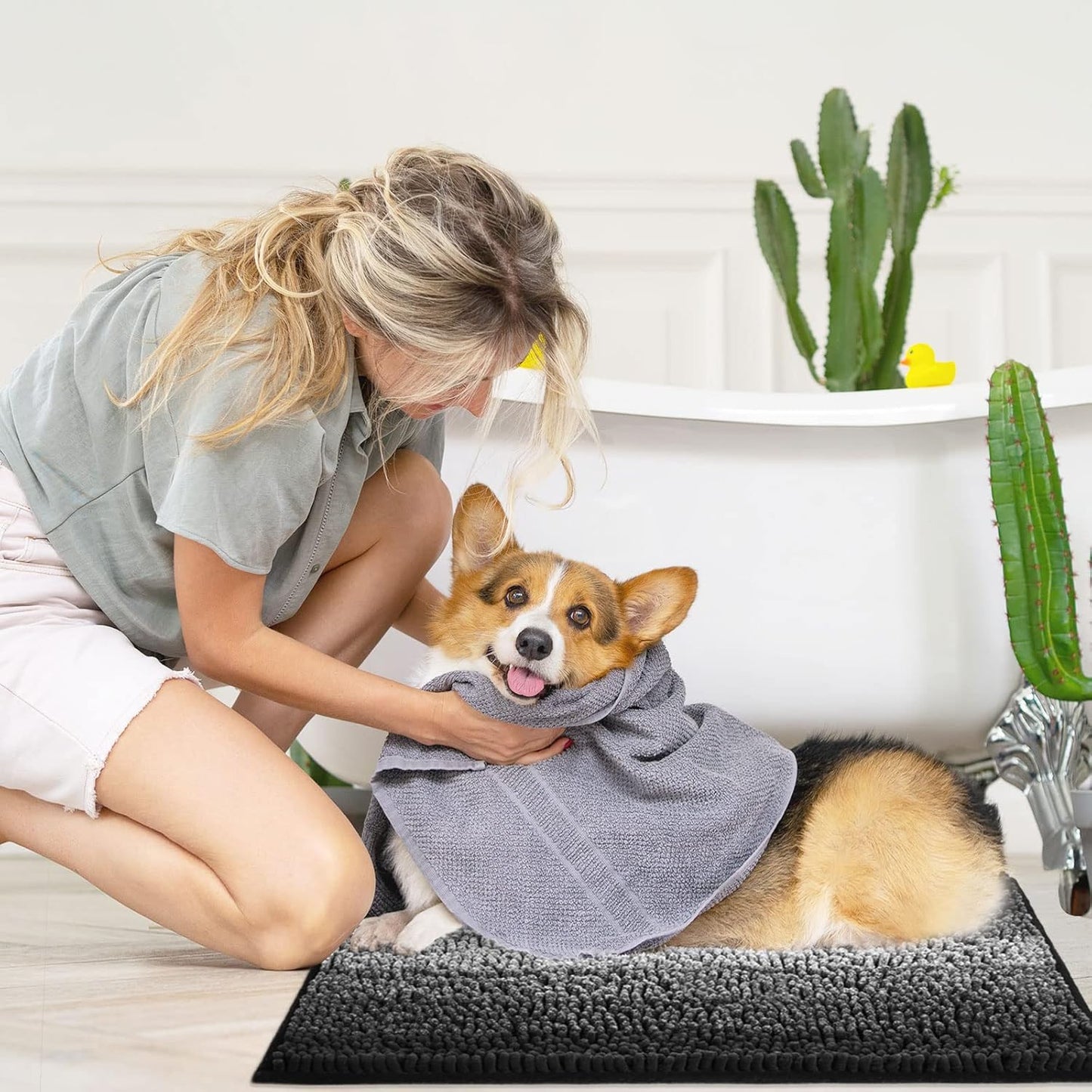 Gibelle Black Bathroom Rug Set 2 Piece, Chenille Non Slip Bath Mat Set, Absorbent Shower Rug and Bath Room Floor Mats, Quick Dry Bathmat Bathroom Decor Accessories for Tub, 16" x 24"