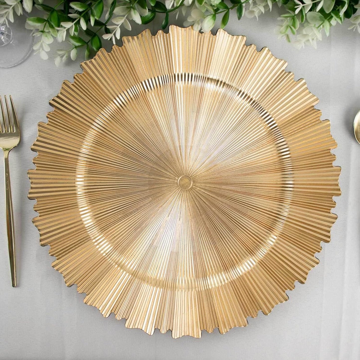 Efavormart 6 Pack | 13" Metallic Gold Sunray Acrylic Plastic Serving Plates, Round Scalloped Rim Disposable Charger Plates