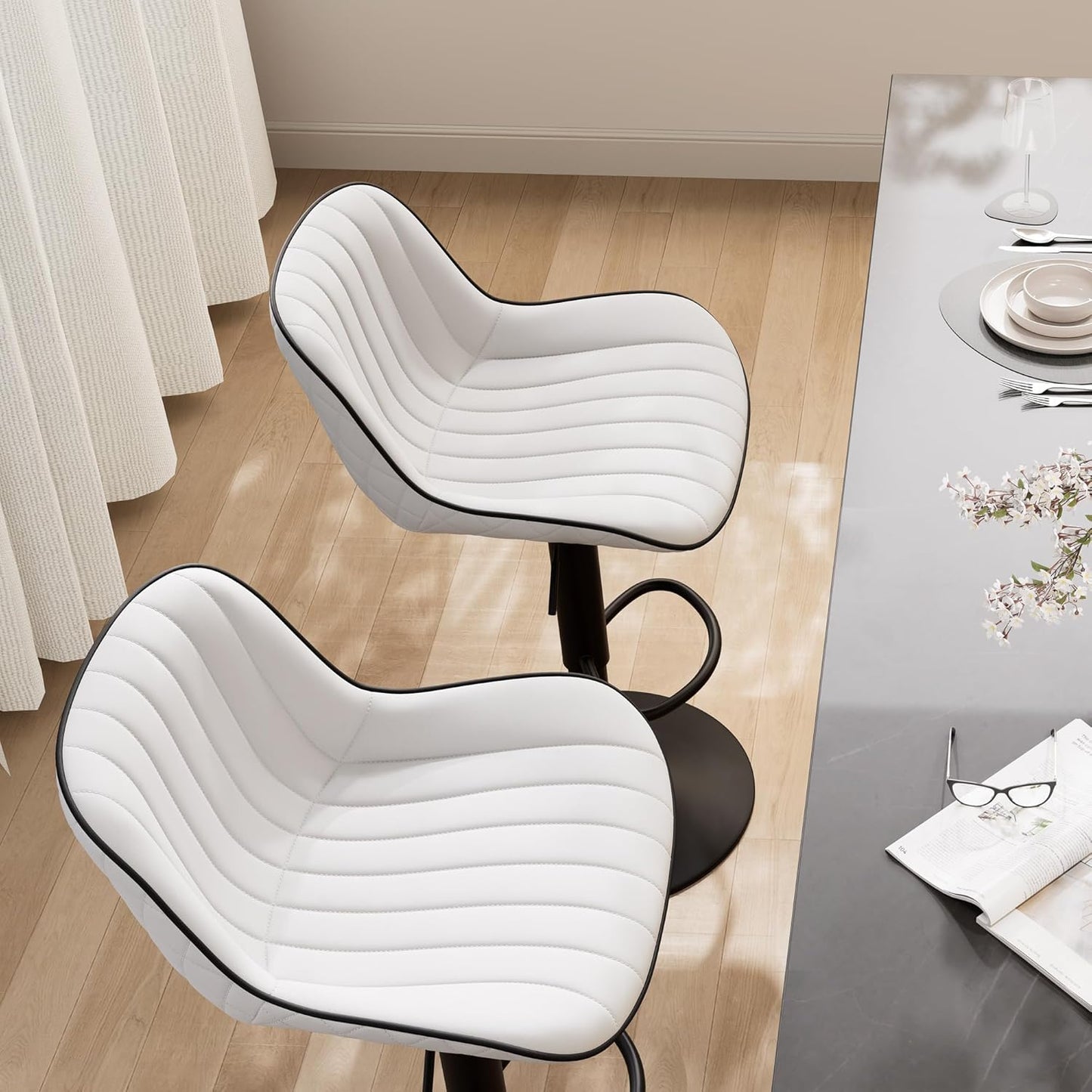 YOUNIKE White Bar Stools Set of 2 Kitchen Counter Height Barstools Upholstered Swivel Modern Faux Leather Bar Chairs with Backs Adjustable High Breakfast Island Stool with Metal Leg