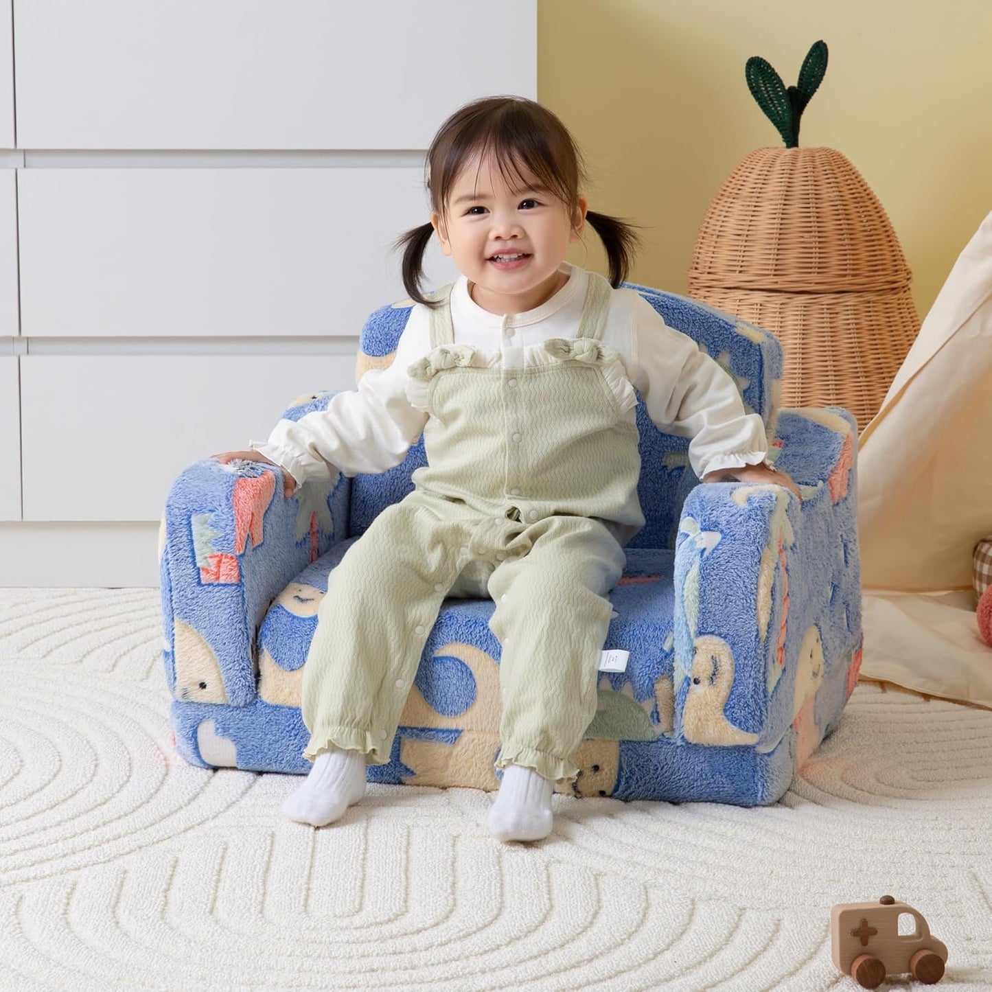 Thick Comfy Toddler Chair and Couch for Kids,2-in-1 Soft Plush Fold Out Sofa for Children,Convertible Couch to Lounger for Toddler