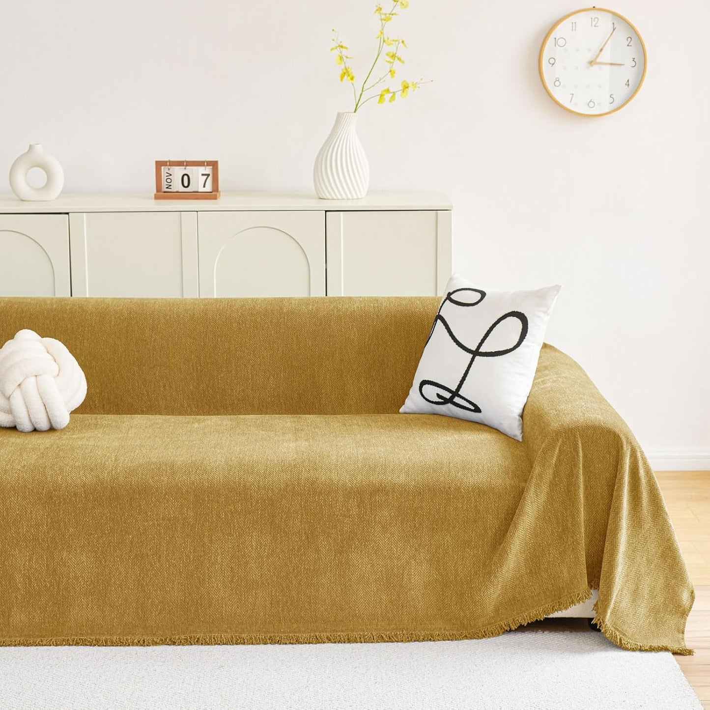 hyha Couch Cover for Dogs, Boho Sofa Covers for 3 Cushion Couch Washable, Chenille Sofa Slipcover for Pets, Soft Loveseat Sectional Couch Throw Blankets with Tassels (Yellow, 88.5x150 Inch)