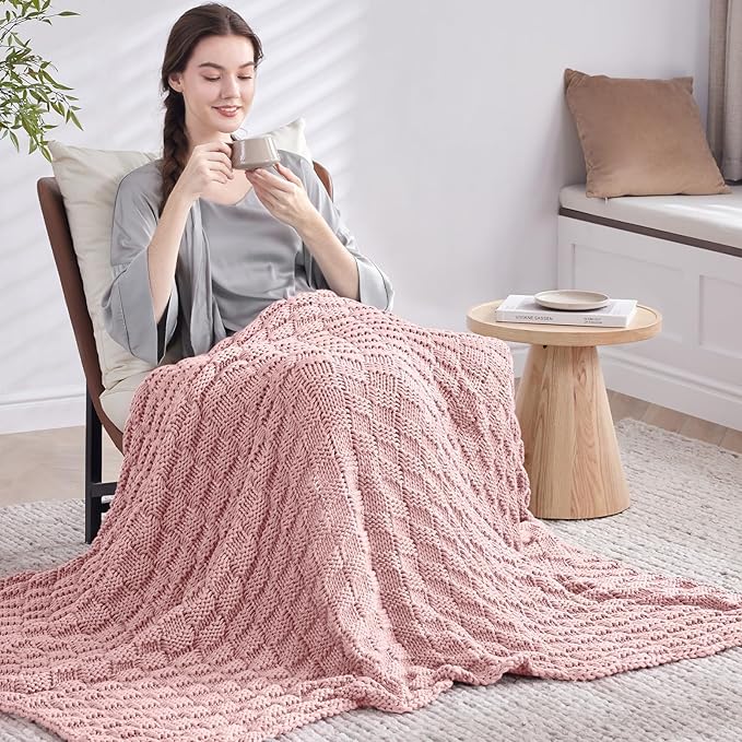 Knitted Weighted Blanket for Adult, No Beads Heavy Blanket 48” x 72'' 12lbs, Breathable Chunky Knit Blanket, Cooling Weighted Blanket for Hot Sleepers, Christmas Home Decor (HoneyPink)