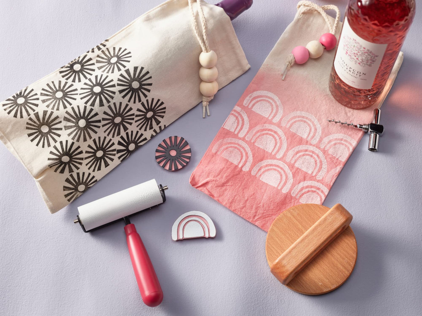 Speedball Deluxe Linocut Block Printing Kit, for Fabric, 14 Pieces, Includes Inks, Brayer, Bench Hook, Lino Handle and Cutters, Speedy-Carve Relief Blocks