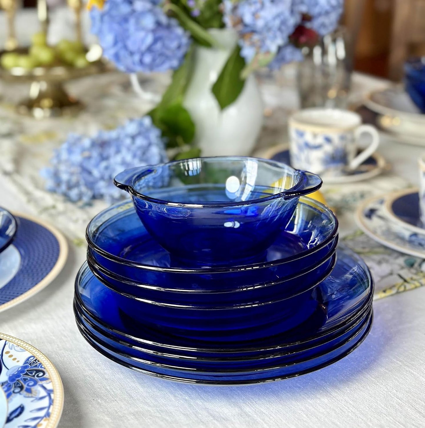 STP GOODS Glass Soup and Salad Bowl with Handles, Cobalt Transparent Glass Eating Plates, Circular Dinnerware for Salad, Bread, Dinner (Blue Bowl, Set of 4)