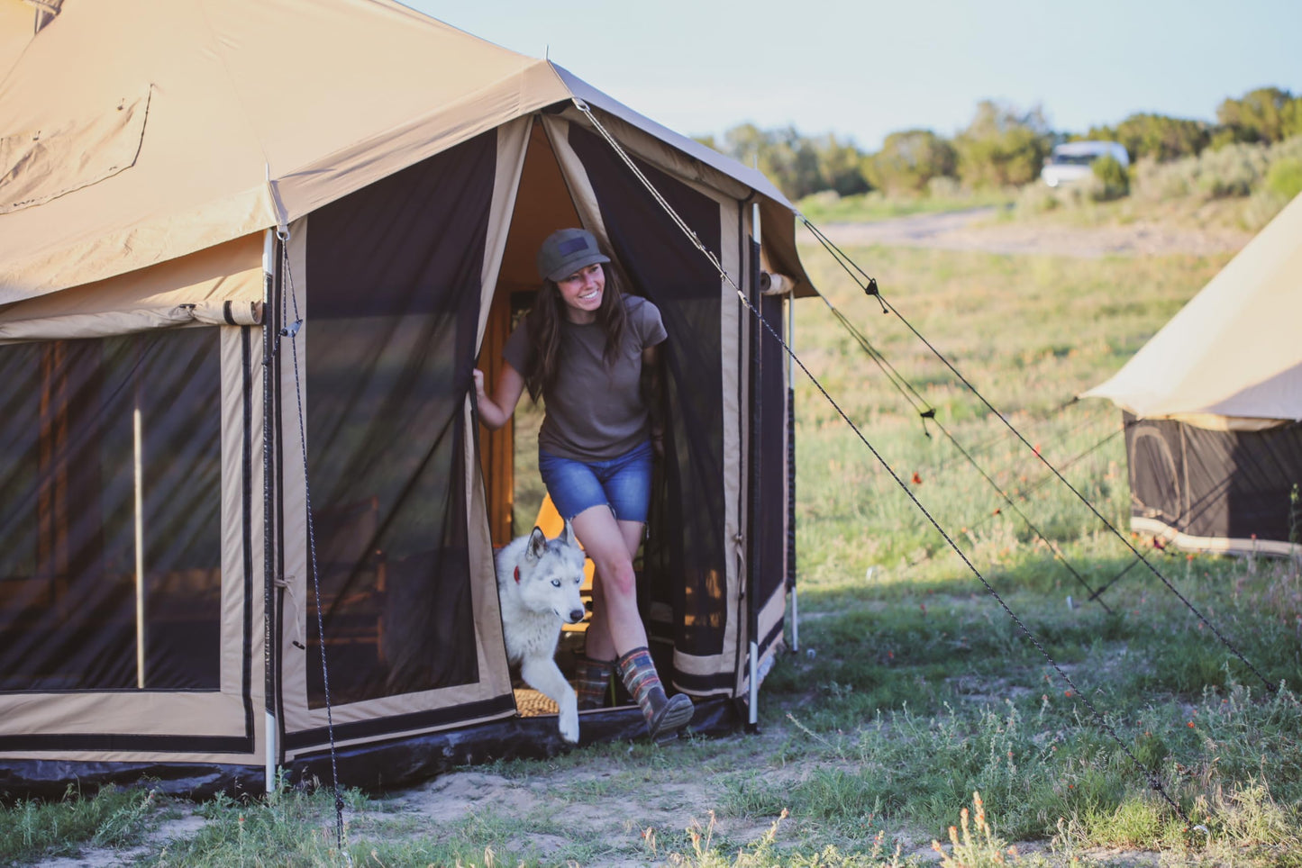WHITEDUCK Altimus Canvas Tent with Stove Jack, Waterproof, 4 Season Luxury Camping and Glamping Tent Outdoor (18', Water Repellent, Sandstone Beige)