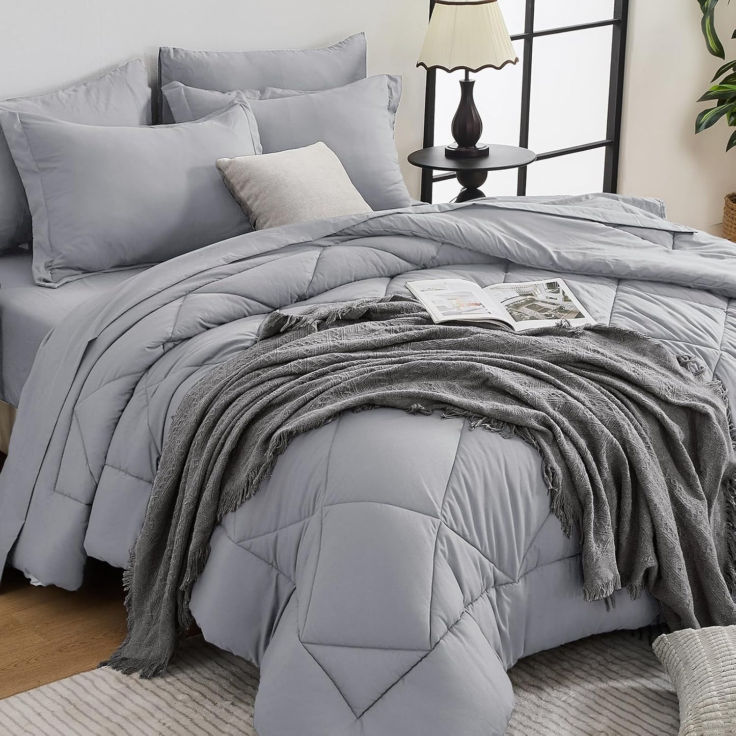 HEVUMYI Light Grey Twin Comforter Set - 5-Piece All Season Bed in a Bag Twin, Ultra Soft Bedding Set with Comforter, Flat Sheet, Fitted Sheet, Pillowcases, Pillow Shams, Light Gray