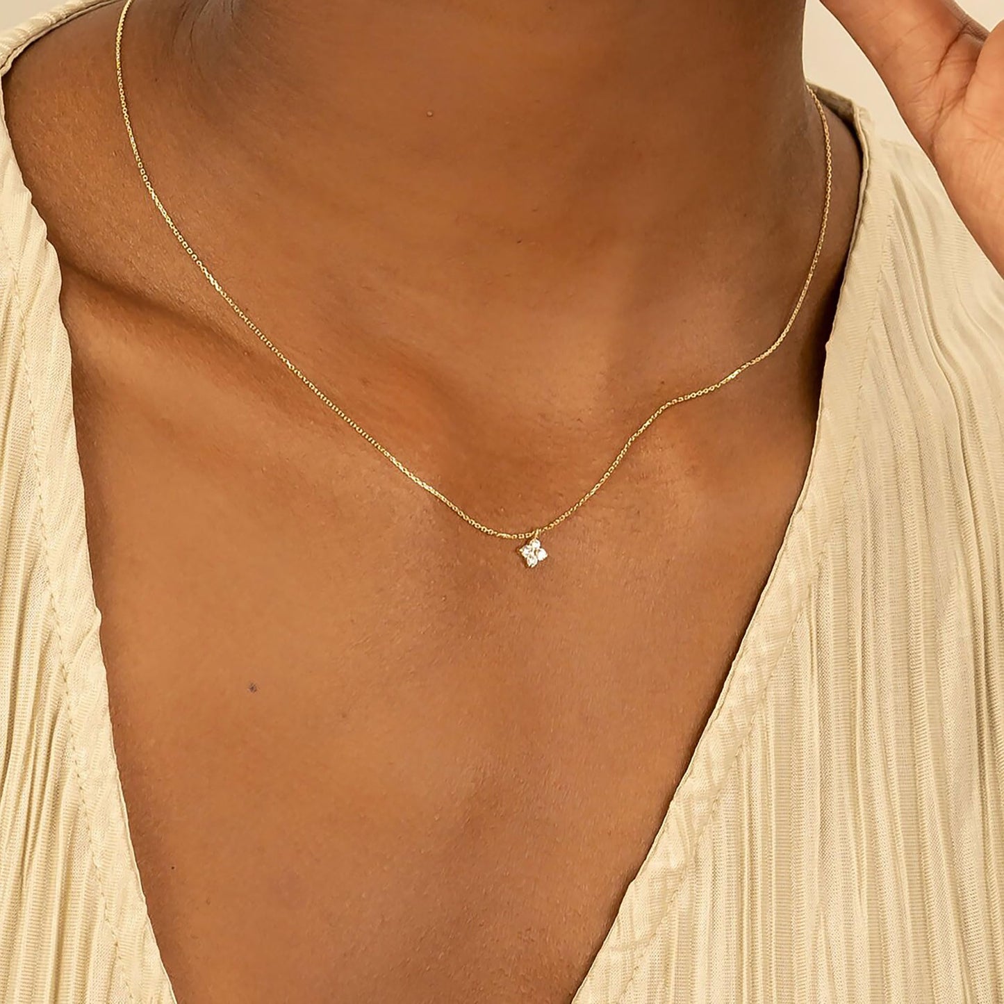 GUOKE Four Leaf Necklace - 14K Gold Plated Dainty Gold Necklace Simple Jewelry for Women