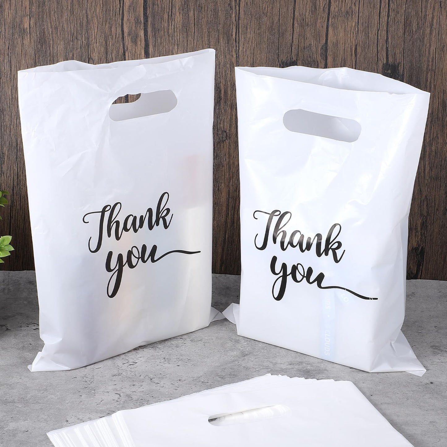 Giloaou 200 Pcs Thank You Merchandise Bags, 8.1” x 11.82” White Plastic Shopping Bags with Die Cut Handles, Premium Retail Gift Bag for Small Business, Boutique, Party Favors & Craft Packaging