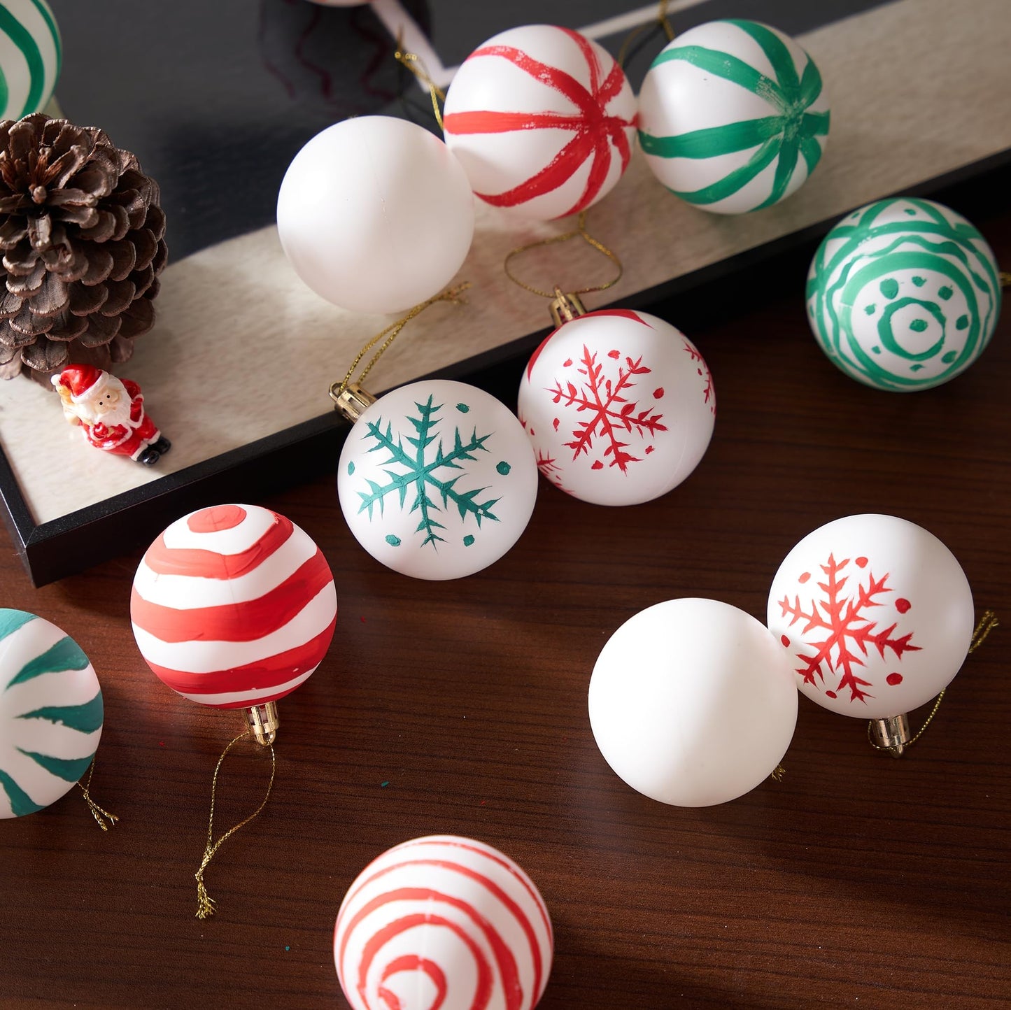 JOYIN 24 Pcs Christmas Ball Ornaments Blank White, Ball Ornaments for DIY Art & Craft Christmas Tree Decoration Shatterproof for Xmas Party Favors Supplies Presents