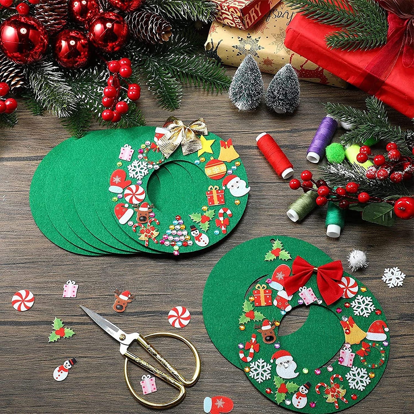 Tatuo 24 Pcs Felt Christmas Tree Wreath Decorating Craft Christmas DIY Ornaments Making Kit with 221 Self Adhesive Felt Stickers 12 Bows and 5 Gem Stickers (Donut Style)