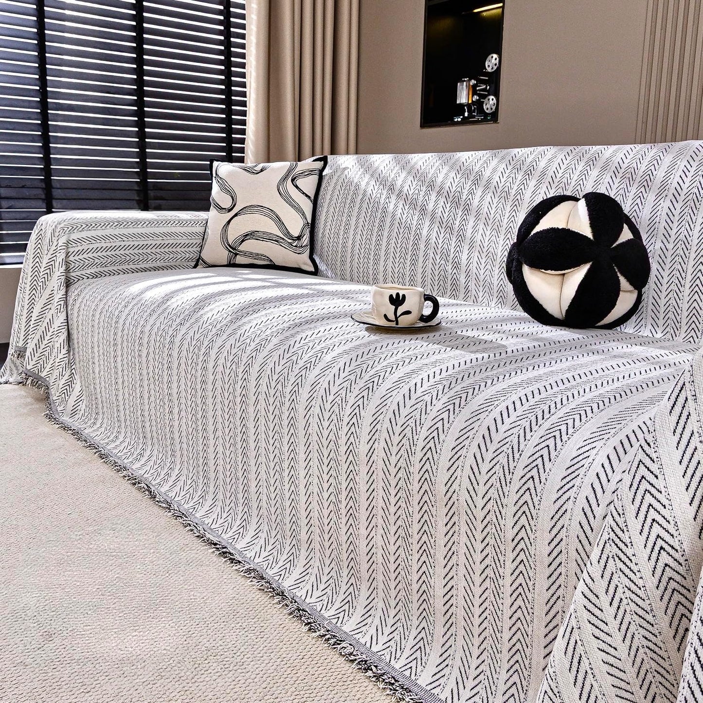 Nobildonna Sofa Cover Washable Soft Thicken Chenille Couch Cover with Tassel,Waterproof Sofa Slipcover for 2-3 Cushion Couch,Sectional Sofa,L-Shaped Furniture Protector Pet-Friendly,Beige 71"x118"