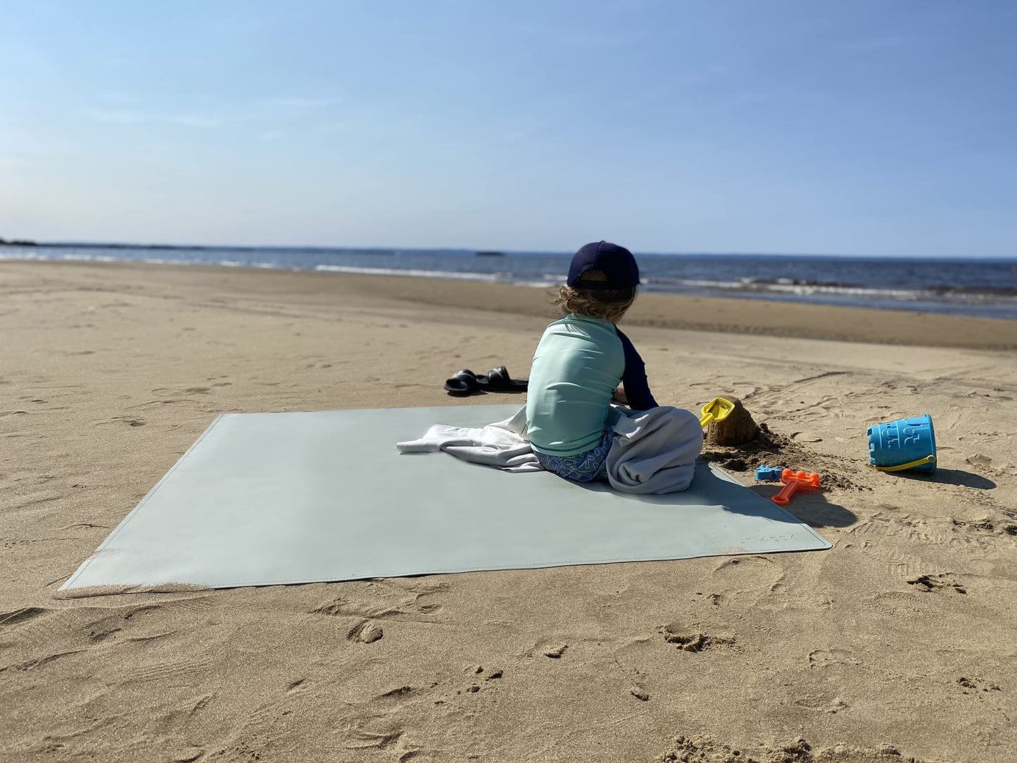 Uniklook Vegan Leather Mat Multipurpose Playmat Kids Infant Picnic Blanket - Waterproof Baby Splat mat for High Chair Sand Proof Beach Blanket Indoor Outdoor (Sage+Dawn Blue)
