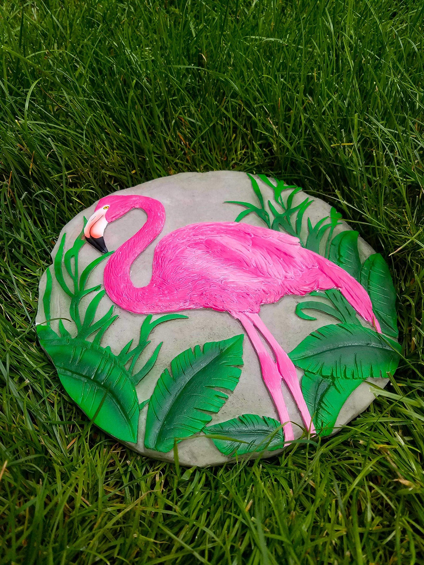 Spoontiques - Garden Décor - Flamingo Stepping Stone - Decorative Stone for Garden