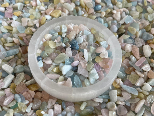 Moss Agate Chips – Natural Mini Moss Agate Stones, Crushed Undrilled Moss Agate, Semi-Tumbled Genuine Moss Agate (1/8 lb)