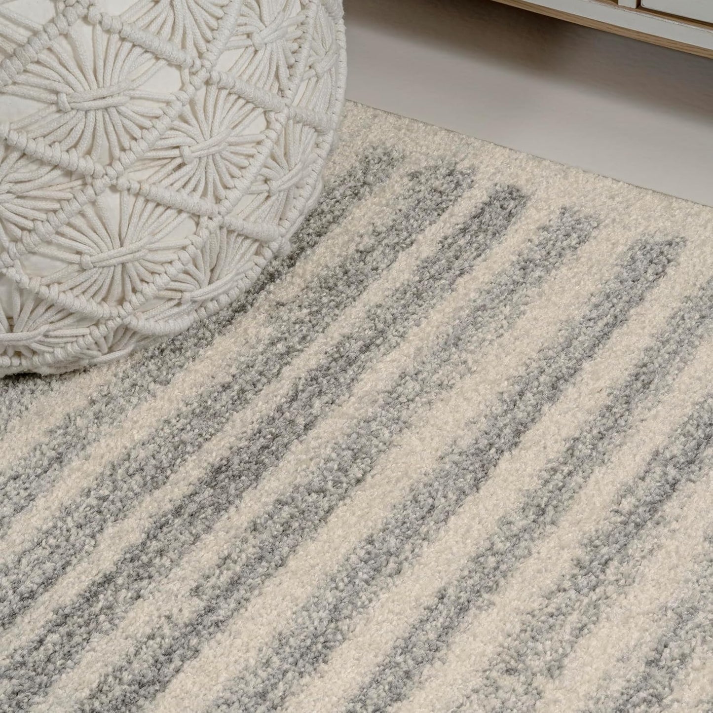 JONATHAN Y Khalil Modern Berber Stripe Cream/Gray Indoor Area Rug, 5x8, Contemporary, Bohemian, Easy-Cleaning for Living Room, Bedroom, Kitchen, Pet Friendly, Non-Shedding (MOH207C-5)