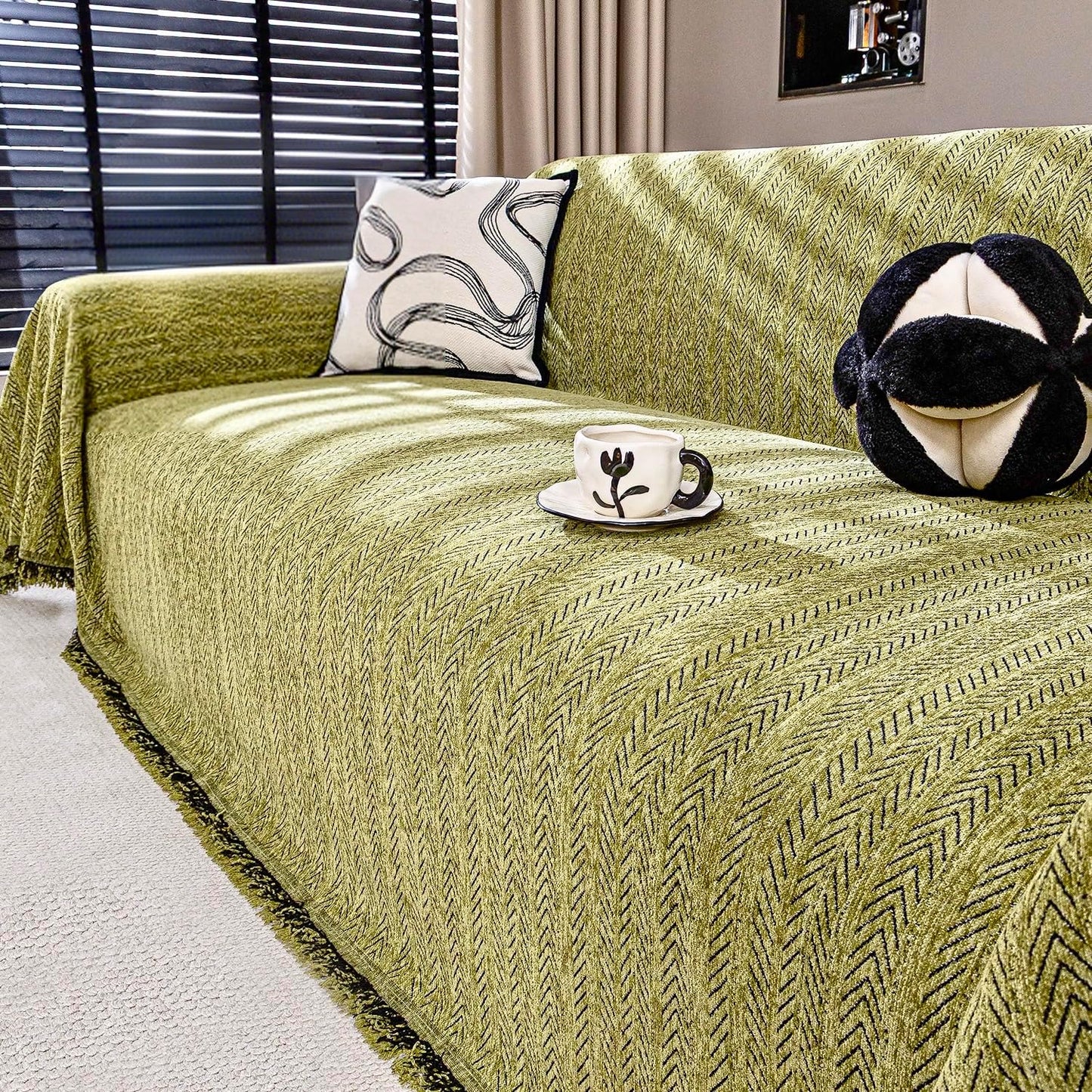 Nobildonna Sofa Cover Washable Soft Thicken Chenille Couch Cover with Tassel,Waterproof Sofa Slipcover for 3-4 Cushion Couch,Sectional Sofa,L-Shaped Furniture Protector Pet-Friendly,Green 91"x134"