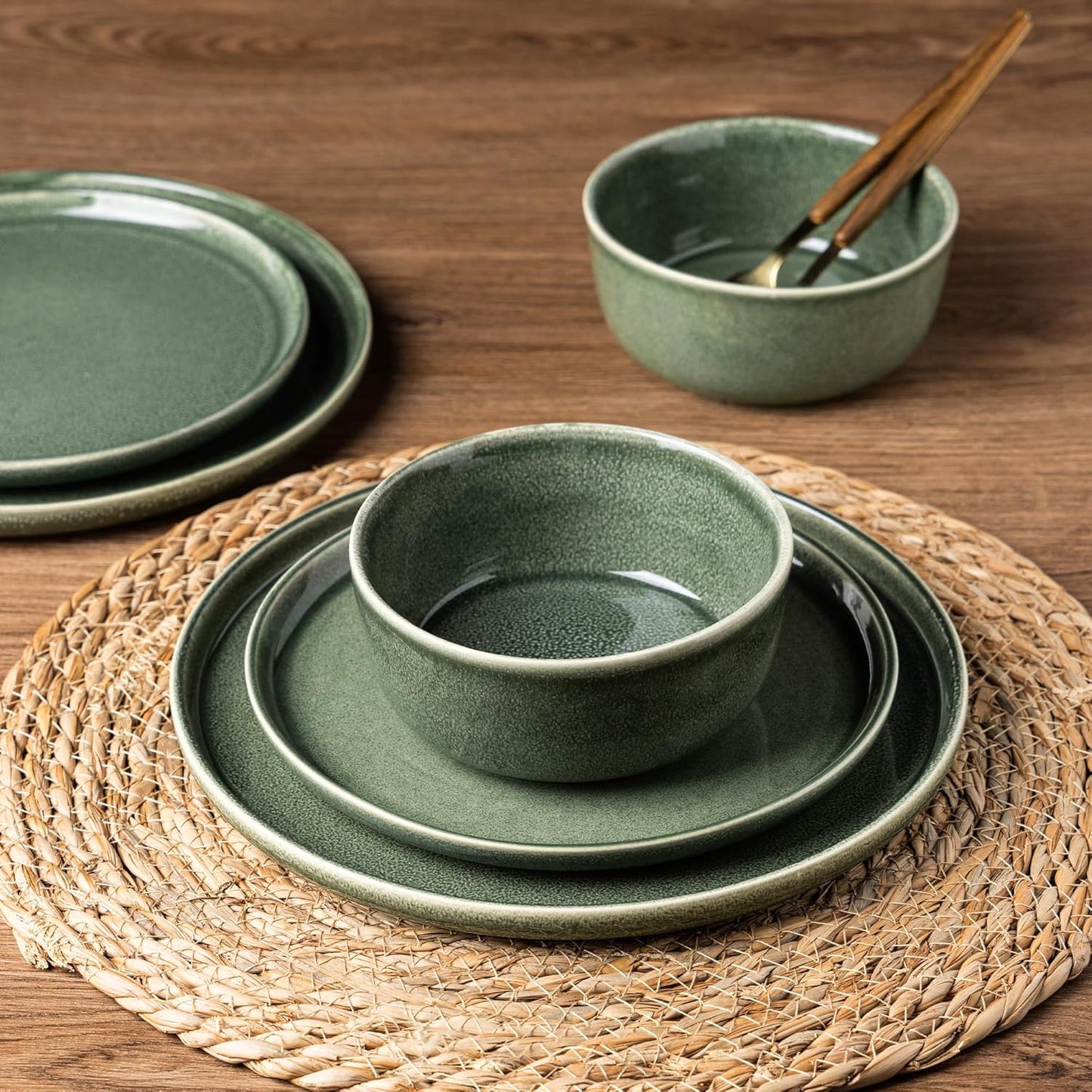 AmorArc Stoneware Dinnerware Sets,Round Reactive Glaze Ceramic Plates and Bowls Set,Highly Scratch Resistant | Dishwasher & Microwave Safe Dishes,Service for 6 (18pc) Jade Green