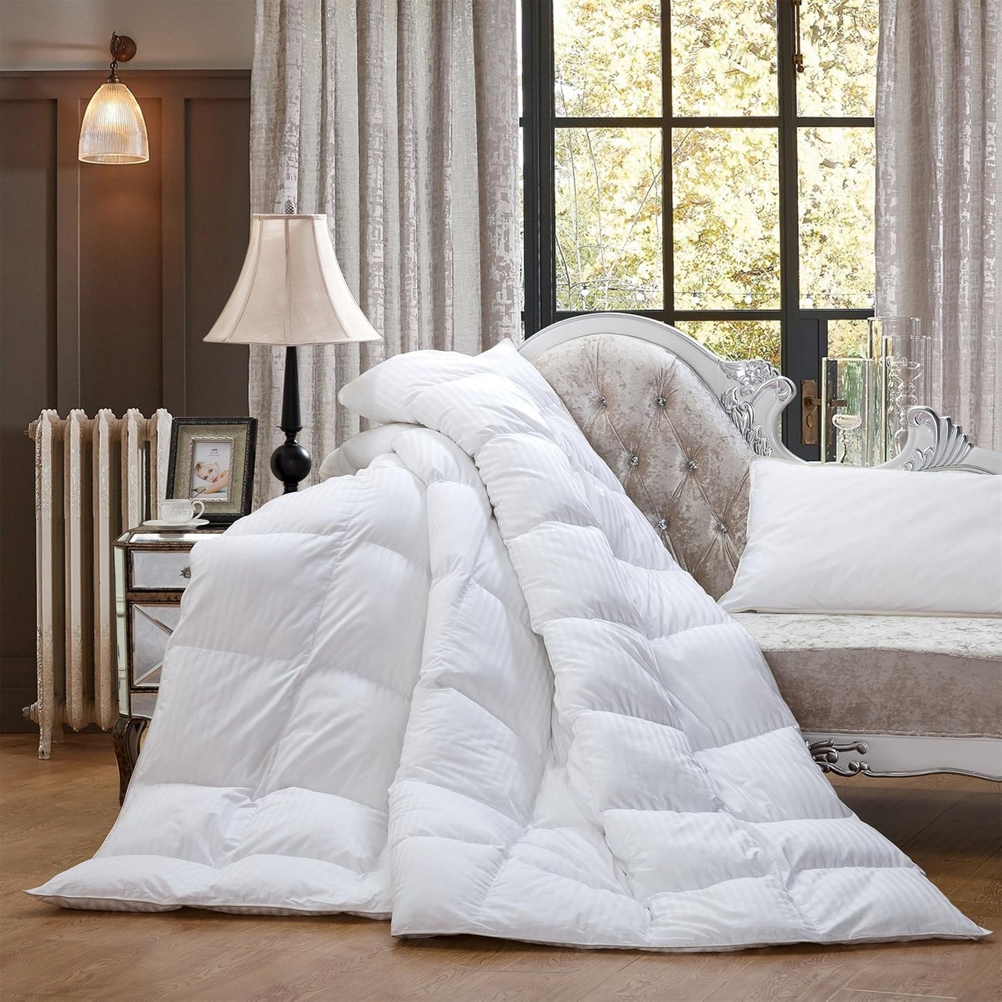 Luxurious All-Season Goose Down Feather Fiber Comforter Duvet Insert, Exquisite California King White Stripe Design, Premium Baffle Box, 100% Cotton Down Proof Fabric, 75 oz. Fill Weight