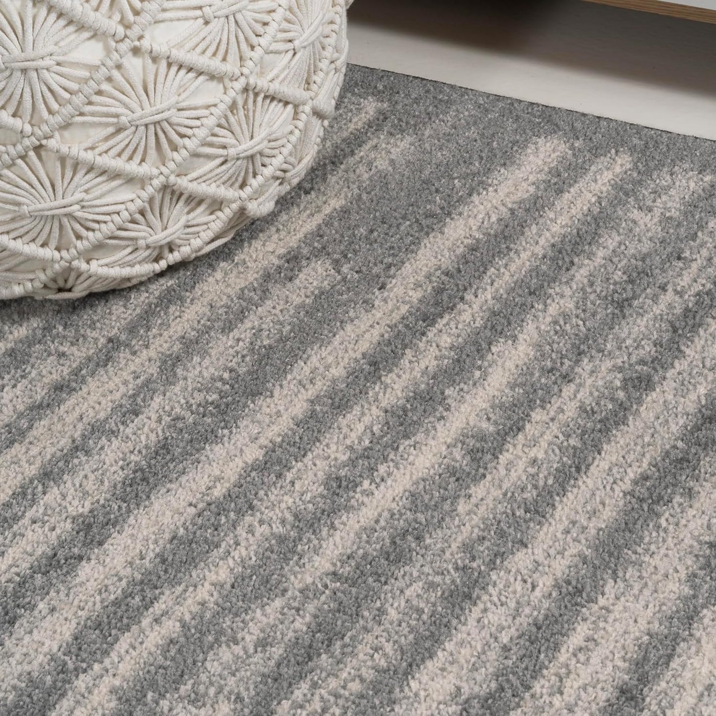 JONATHAN Y Khalil Modern Berber Stripe Gray/Cream Runner Rug, 2x8, Contemporary, Bohemian, Easy-Cleaning for Living Room, Bedroom, Kitchen, Pet Friendly, Non-Shedding (MOH207G-28)