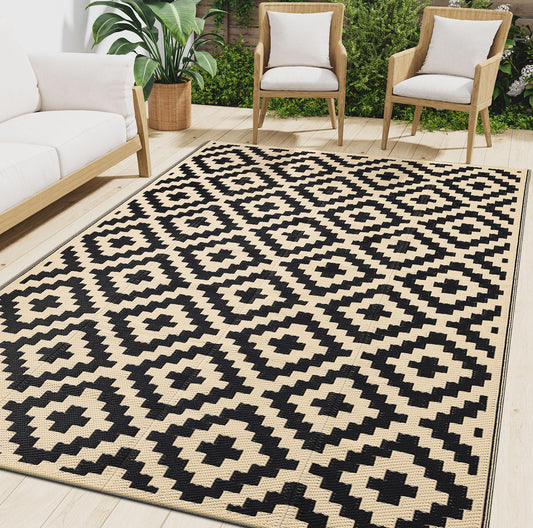 Smiry Waterproof Outdoor Rug 5x8 ft, Reversible Plastic Straw Patio Camping Rugs, Outdoor Indoor RV Mat Carpet for Patio, Outside Entry, Backyard, Deck, Bench, Picnic, Camper, Black & Beige