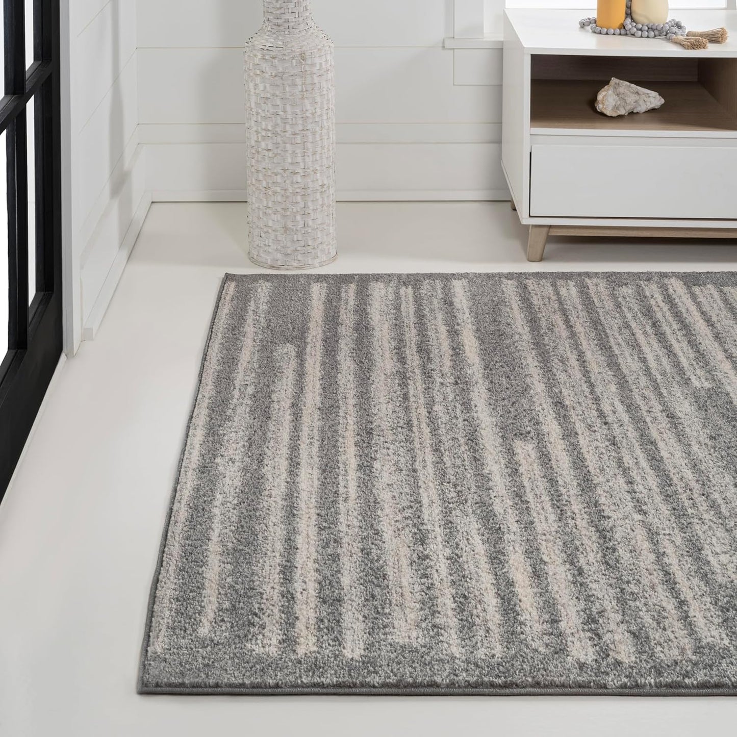 JONATHAN Y Khalil Modern Berber Stripe Gray/Cream Indoor Area Rug, 8x10, Contemporary, Bohemian, Easy-Cleaning for Living Room, Bedroom, Kitchen, Pet Friendly, Non-Shedding (MOH207G-8)