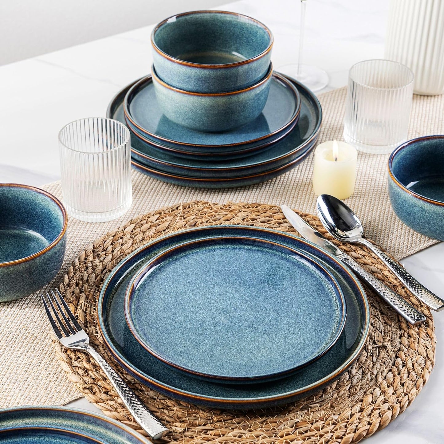 AmorArc Ceramic Dinnerware Sets for 4,Round Reactive Glaze Stoneware Plates and Bowls Set,Highly Scratch Resistant Dishware | Dishwasher & Microwave Safe Dishes Set,Service for 6 (18pc)