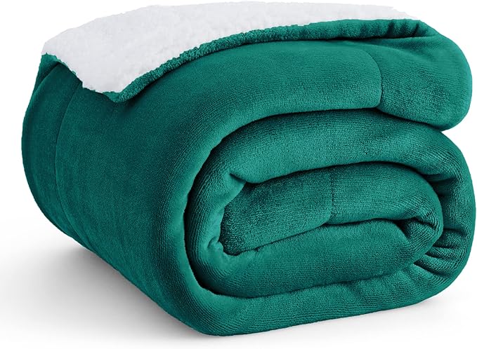 Bedsure GentleSoft Sherpa Fleece Throw Blanket for Couch - Thick and Warm Throw for Women and Men, Soft Fuzzy Plush Christmas Blanket for Winter, Non-Heated, Forest Green, 50x60 Inches