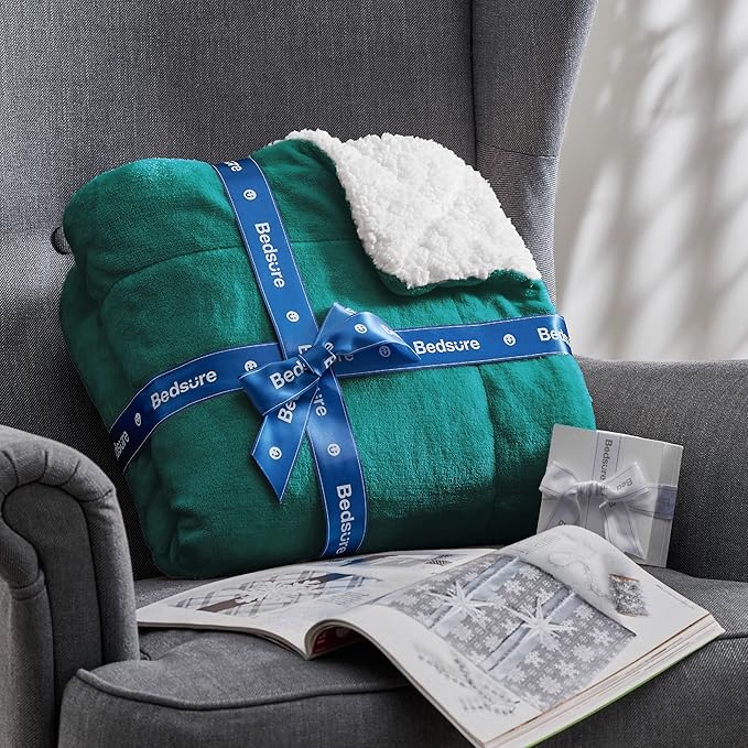 Bedsure GentleSoft Sherpa Fleece Throw Blanket for Couch - Thick and Warm Throw for Women and Men, Soft Fuzzy Plush Christmas Blanket for Winter, Non-Heated, Forest Green, 50x60 Inches