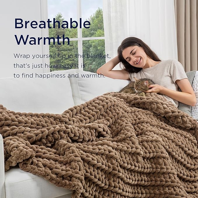 Maetoow Handmade 20 lb Soft Knitted Weighted Blanket, 60 x 80 in Breathable Chunky Knit Gravity Blanket Throw, Home Decor for Sofa Couch Bed, Brown