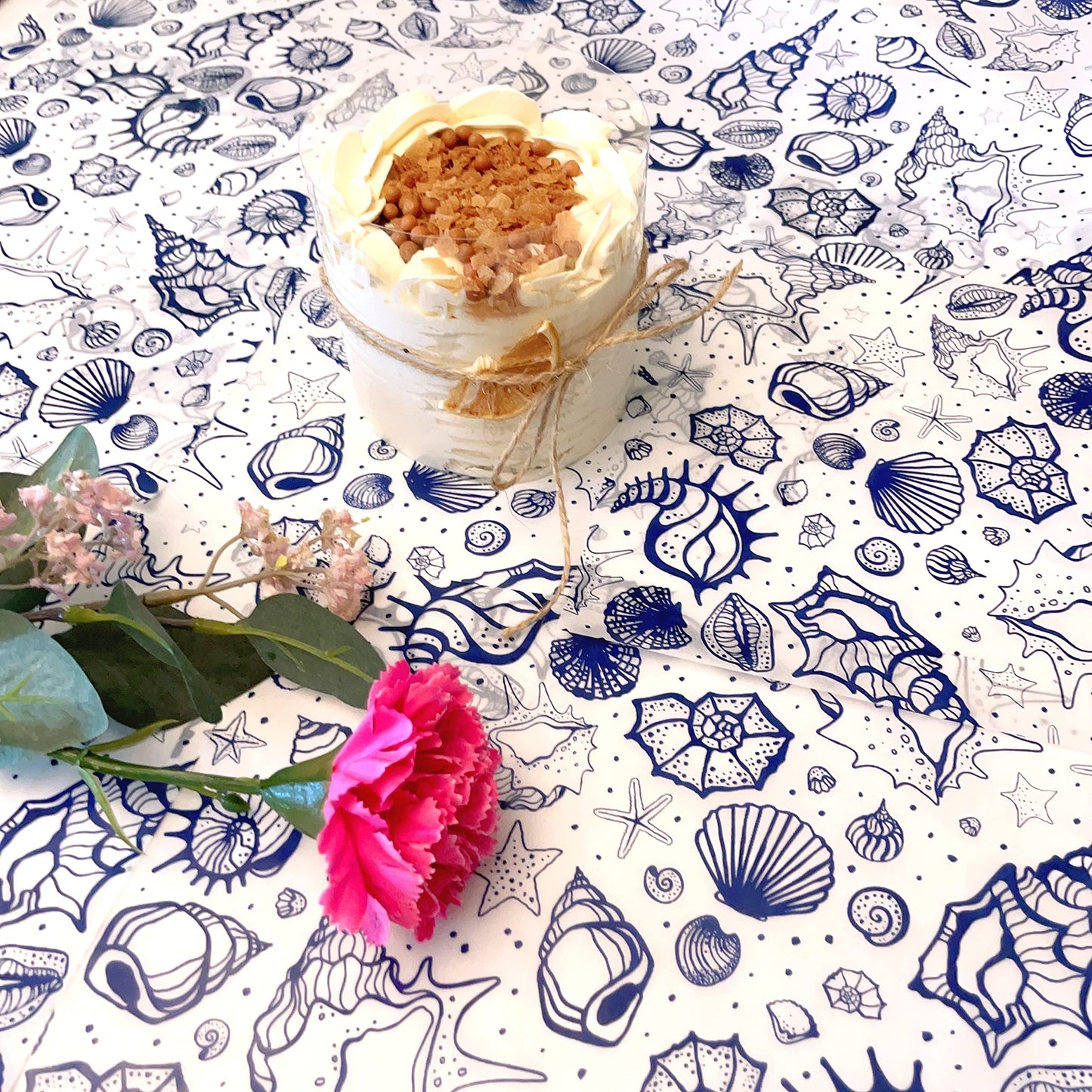Suiwen 150 Sea Shell Patterned Wax Paper Sheets, Food Picnic Paper, Greaseproof Paper,Waterproof Dry Hamburger Paper Liners Wrapping Tissue for Plastic Food Basket
