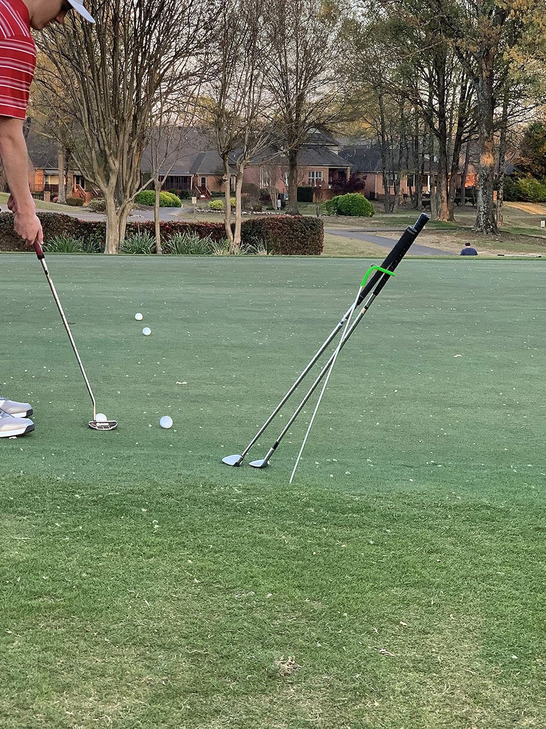 V-Shaped Golf Club Stand Keeps Your Clubs Clean, Dry & Visible, V-Stick Club Stand Made of Highly Durable Stainless Steel - Easy to Carry Golf Club Holder